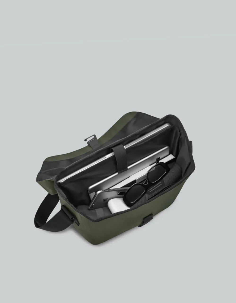 Lightweight DuoSeal Messenger - 14” | Waterproof Laptop Bag