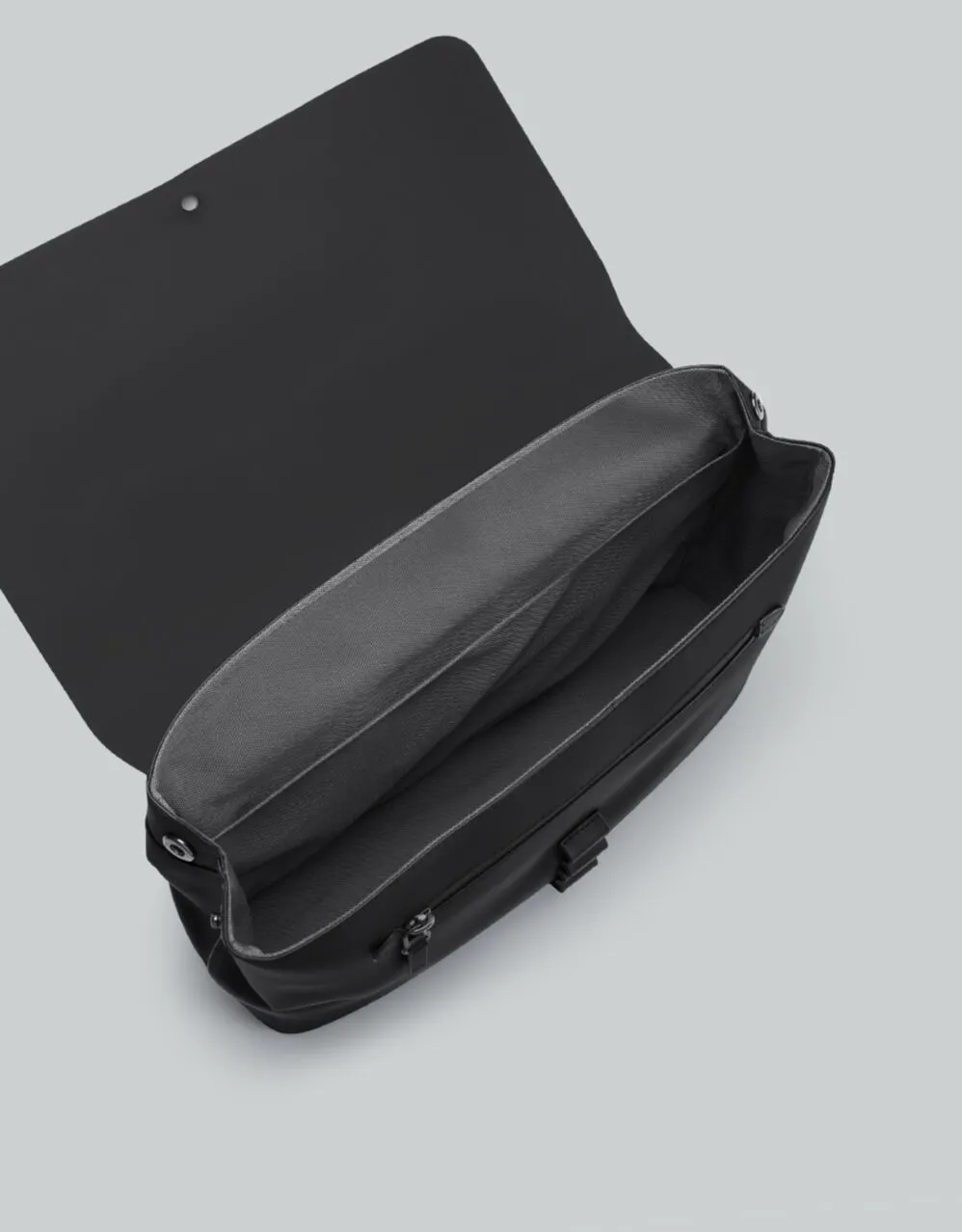 Spläsh crossbody bag - Waterproof, sustainable, chic crossbody bag