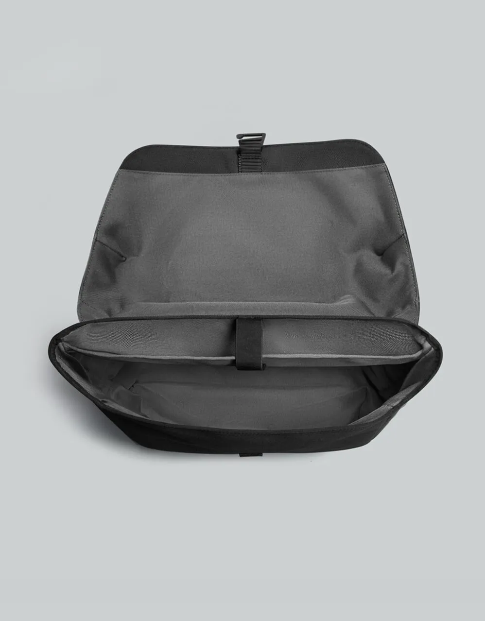 Spläsh Messenger 14 Laptop Bag, Fern Green – Durable, Water-Resistant & Eco-Friendly