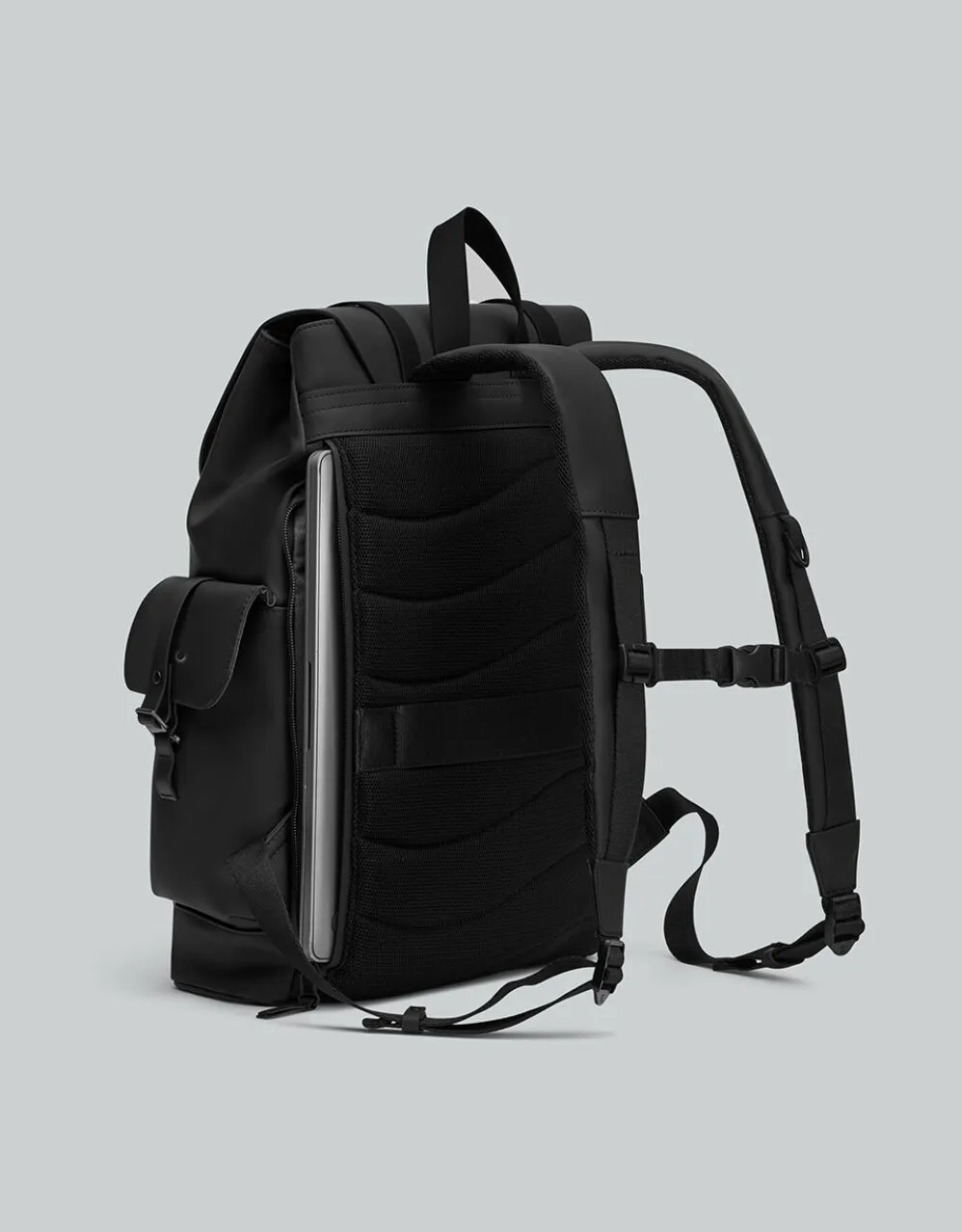 【12月スーパーSALE 15％OFF】 スプラッシュユーティリティバックパック16”- 機能的な16インチ バッグ